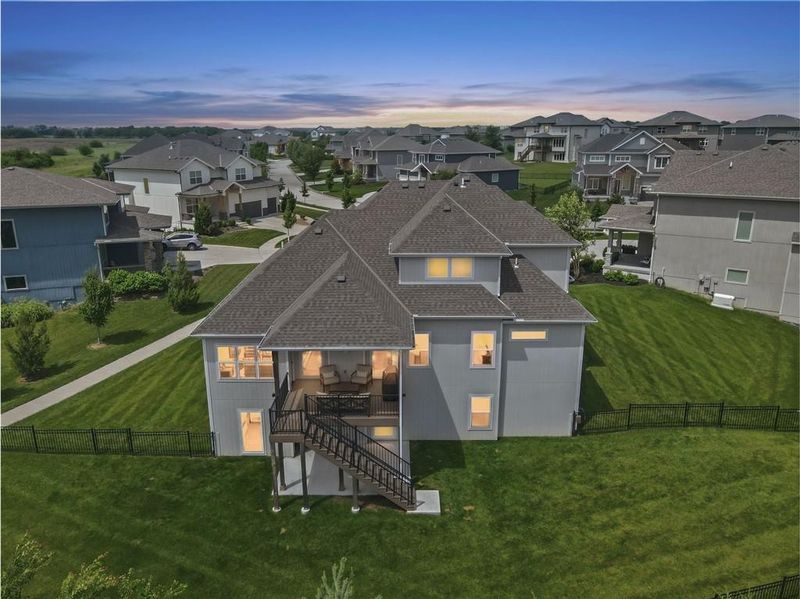 12527 W 182nd Ct, Overland Park, KS 66013