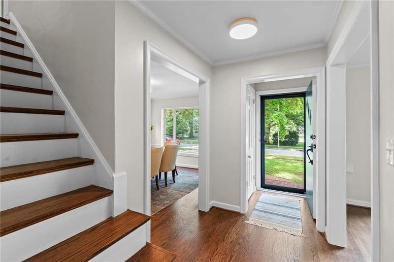 6728 Cherry St, Kansas City, MO 64131