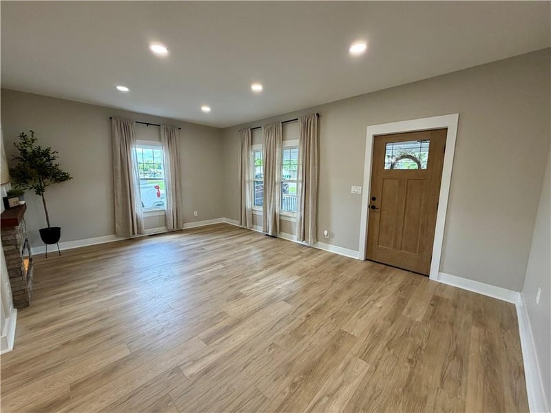 200 E Main St, Osawatomie, KS 66064