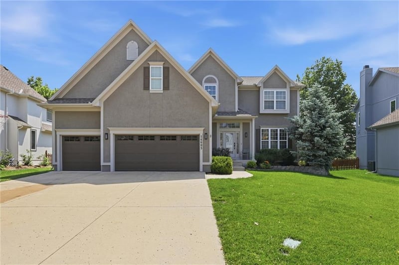 14603 Floyd St, Overland Park, KS 66223