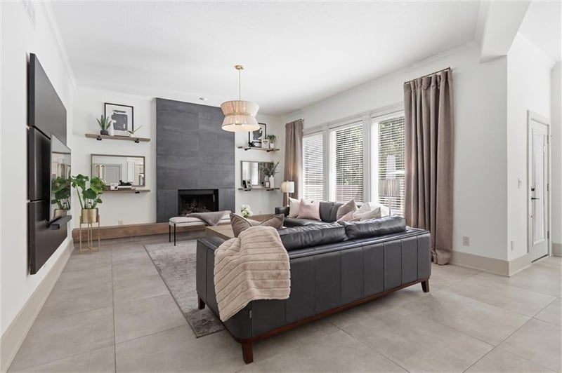 14603 Floyd St, Overland Park, KS 66223