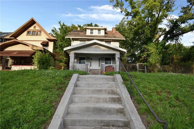 3733 Prospect Ave, Kansas City, MO 64128
