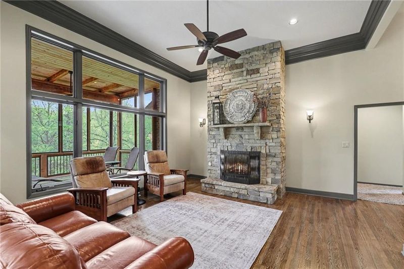 2401 SW Whispering Creek Ct, Blue Springs, MO 64015