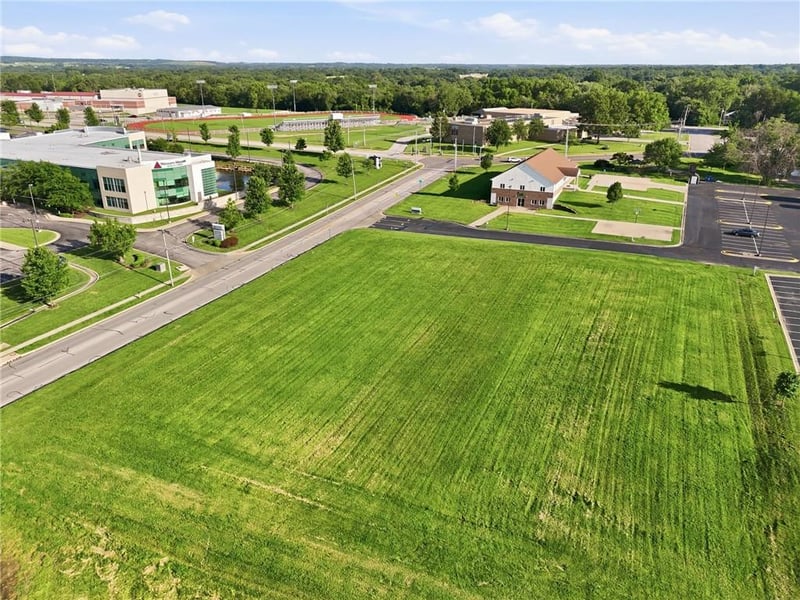 Burkarth Rd, Warrensburg, MO 64093
