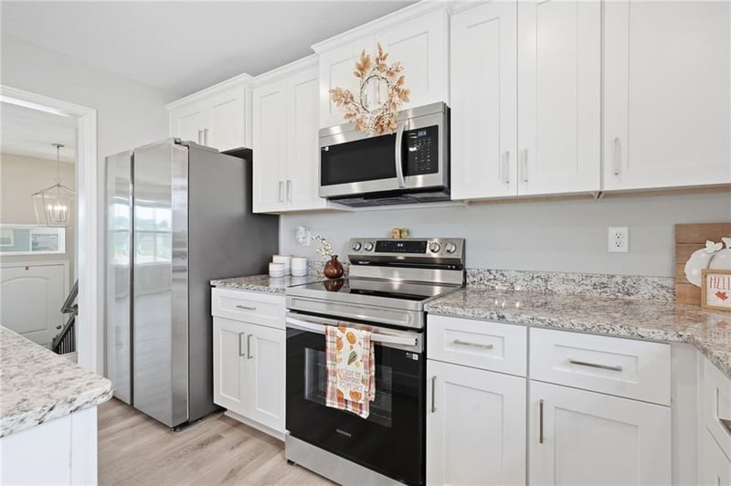 700 Summer Dawn Cir, Belton, MO 64012
