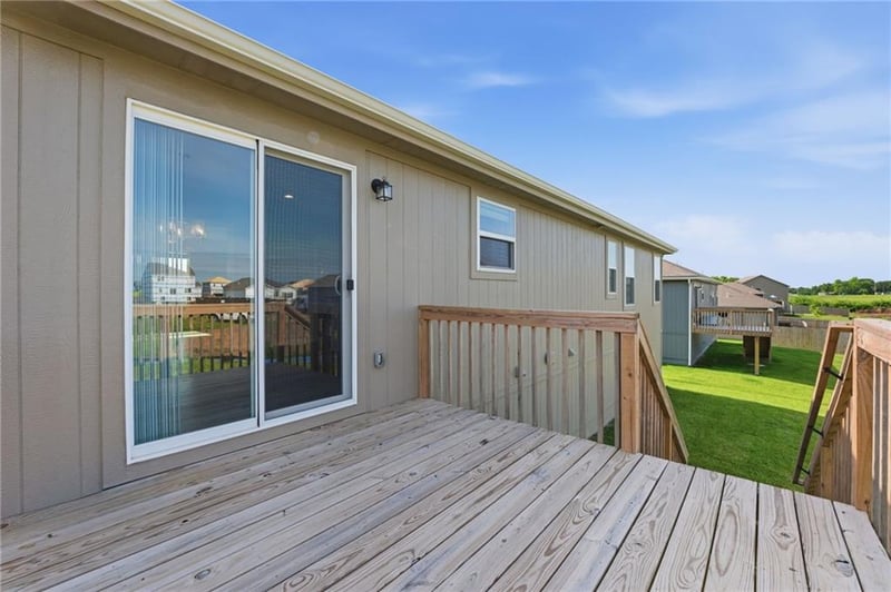 700 Summer Dawn Cir, Belton, MO 64012