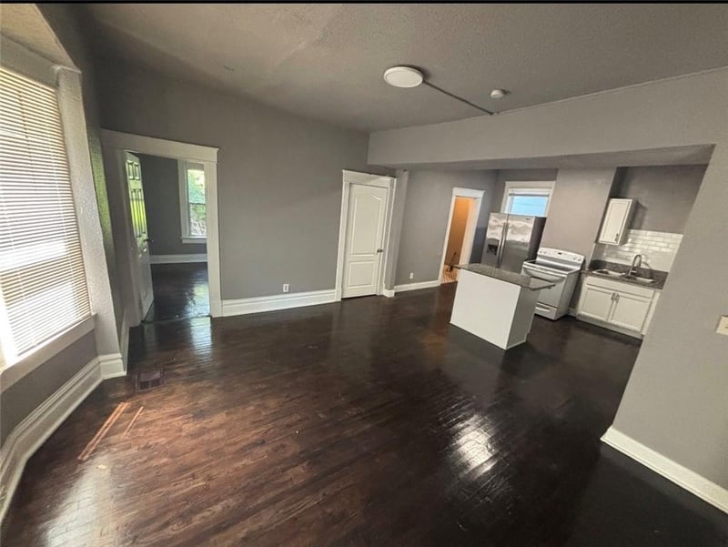 510 Cypress Ave, Kansas City, MO 64124