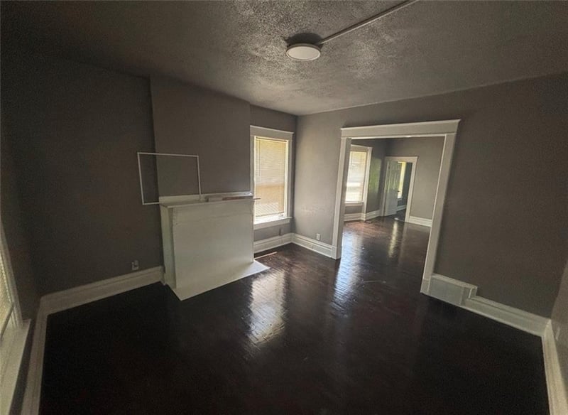 510 Cypress Ave, Kansas City, MO 64124