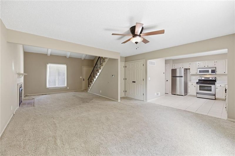 9707 W 83rd Ter, Overland Park, KS 66212