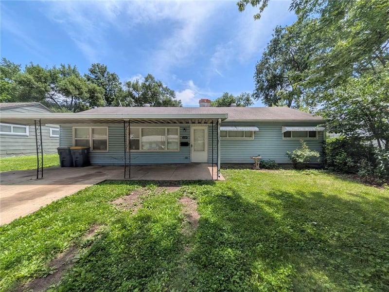 11225 Corrington Ave, Kansas City, MO 64134