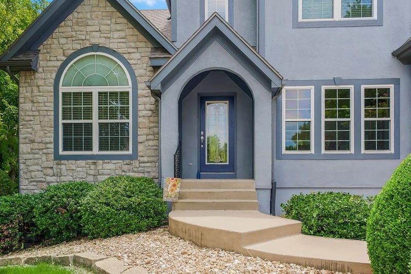 6052 Brownridge St, Shawnee, KS 66218