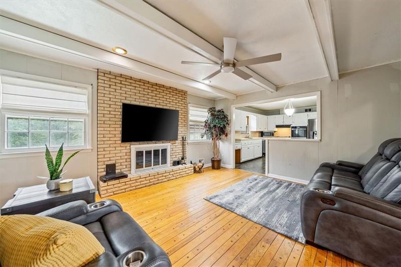 8701 Evanston Ave, Raytown, MO 64138