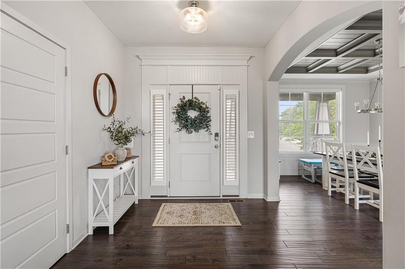 9196 Green Rd, Lenexa, KS 66227