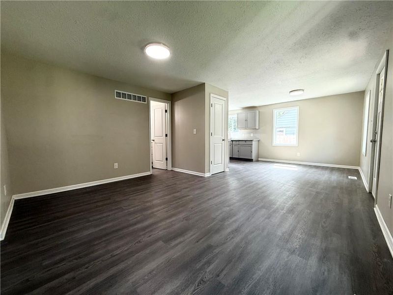 5235 Edith Ave, Kansas City, KS 66104