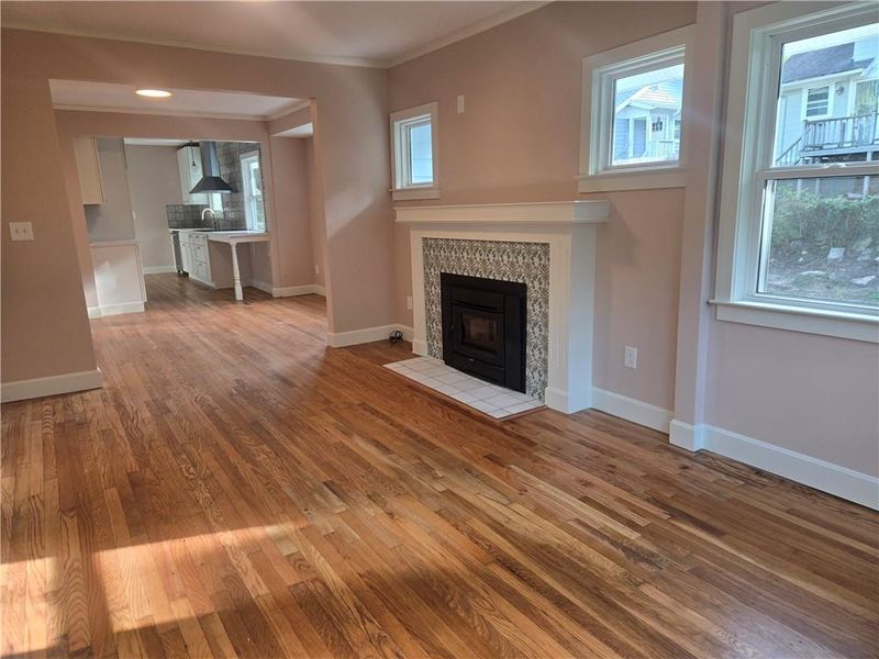 714 E 54th Ter, Kansas City, MO 64110