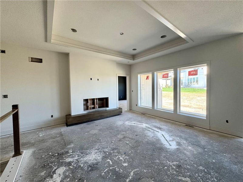 8413 NW 90th Ter, Kansas City, MO 64153