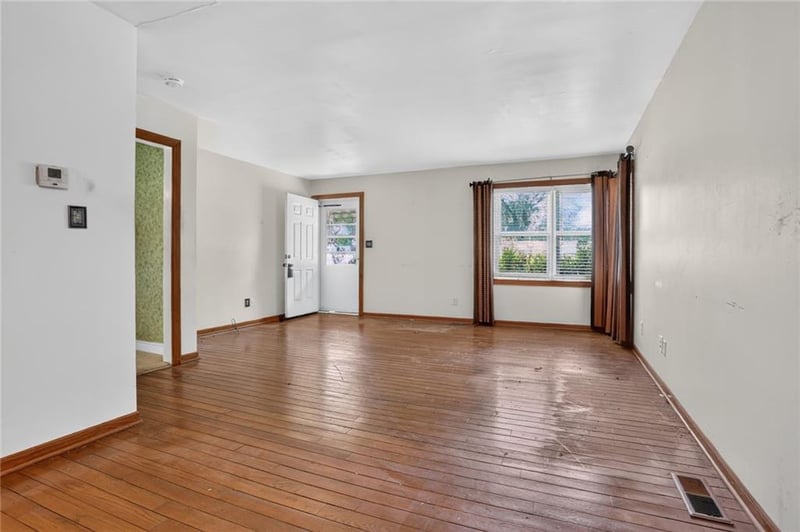 8219 Woodward St, Overland Park, KS 66204