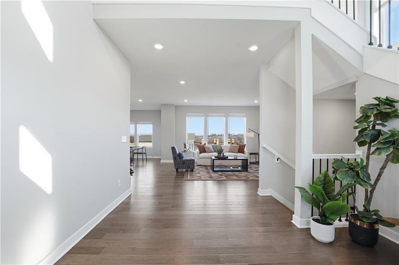 1203 Sendera Trl, Raymore, MO 64083