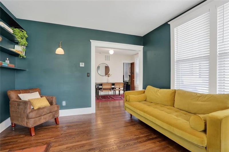 3917 Central St, Kansas City, MO 64111
