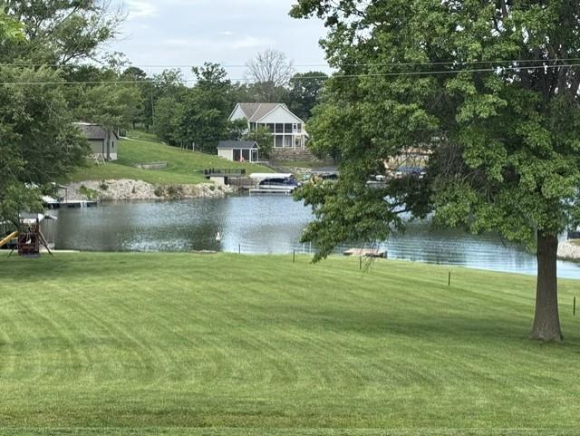 385 Lake Viking Ter, Gallatin, MO 64640