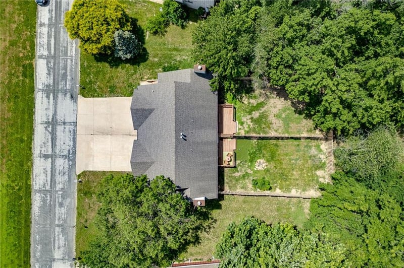 3410 Augusta Dr, Lawrence, KS 66047