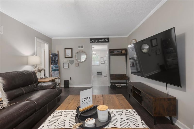 8106 NW Mo 9 Hw, Parkville, MO 64152