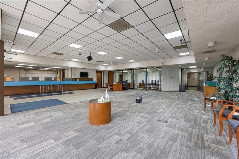 6100 Troost Ave, Kansas City, MO 64110