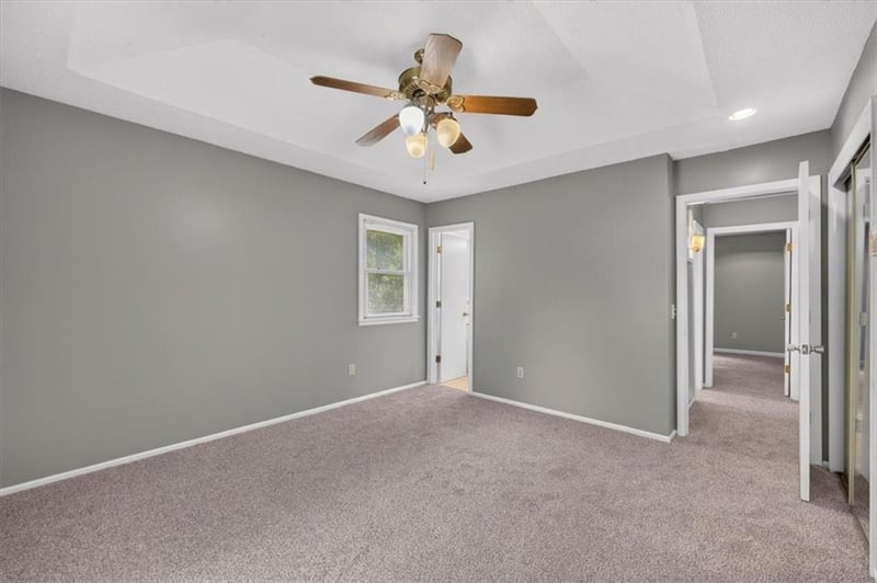 8107 Noland Rd, Lenexa, KS 66215
