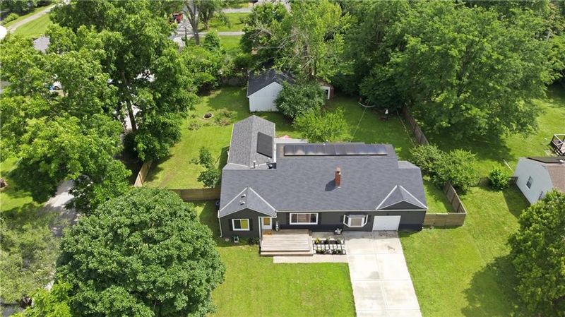 511 E 92nd St, Kansas City, MO 64131