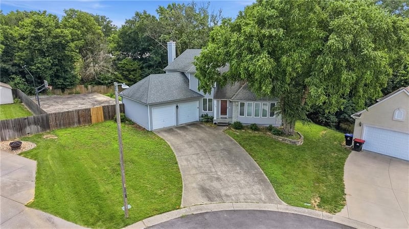 518 Edgewood Dr, Warrensburg, MO 64093