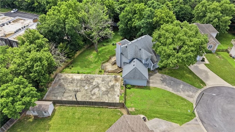 518 Edgewood Dr, Warrensburg, MO 64093