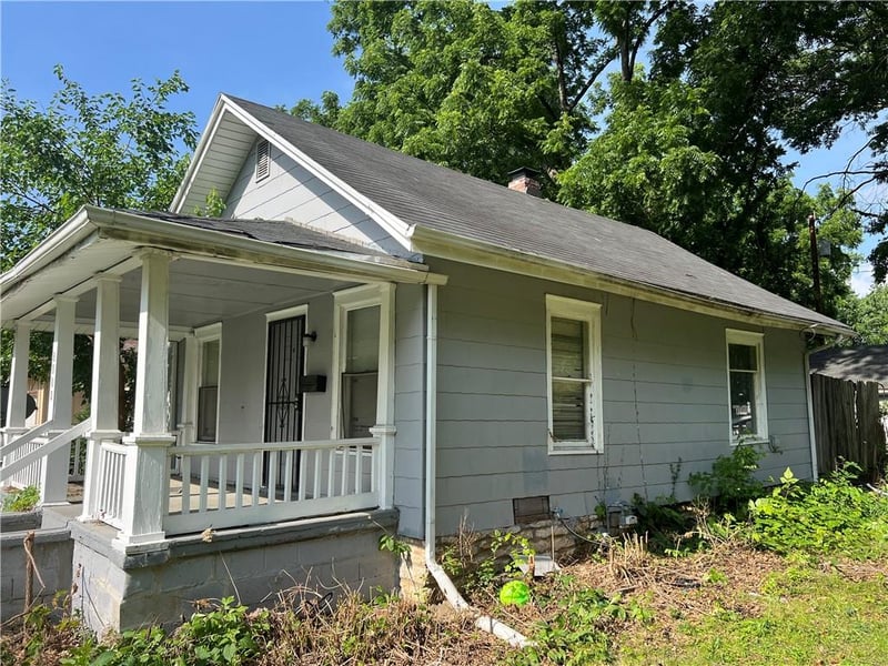 8000 Wayne Ave, Kansas City, MO 64131