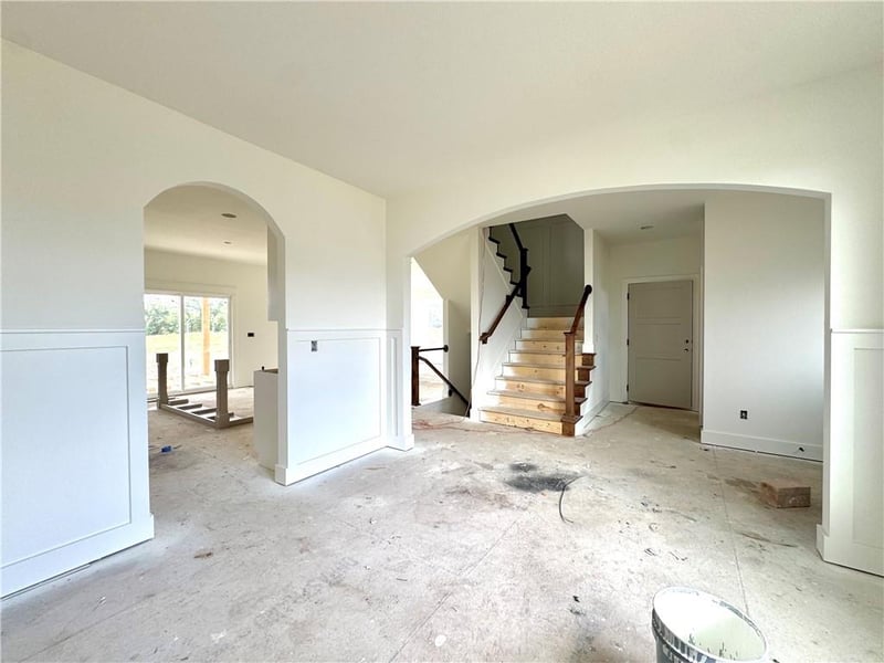 8300 NW 90th St, Kansas City, MO 64153