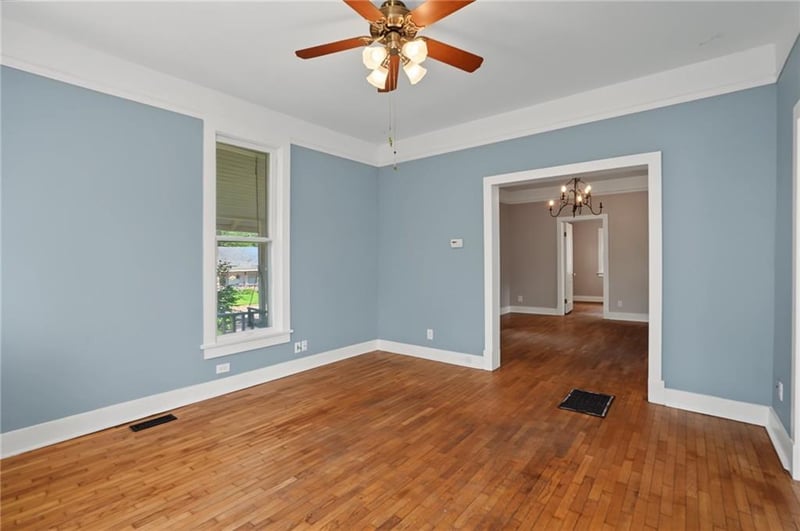 920 High St, Baldwin City, KS 66006