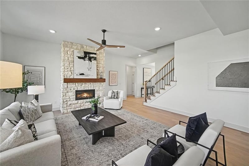 3024 NE 102nd St, Kansas City, MO 64155