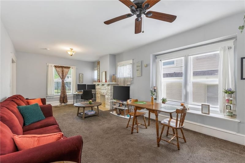 2734 Bales Ave, Kansas City, MO 64128