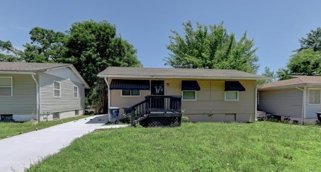 4629 Elmwood Ave, Kansas City, MO 64130