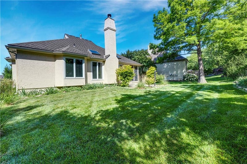 5232 W 121st St, Overland Park, KS 66209