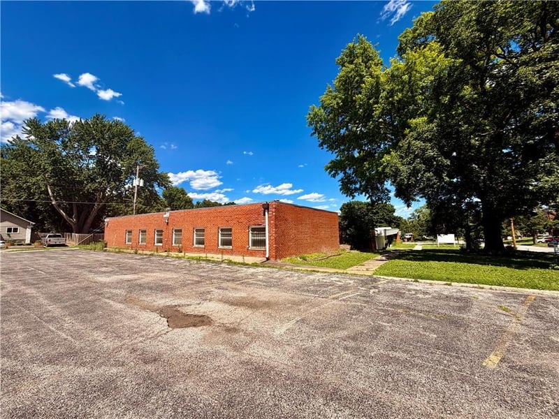 1602 Washington Blvd, Kansas City, KS 66102