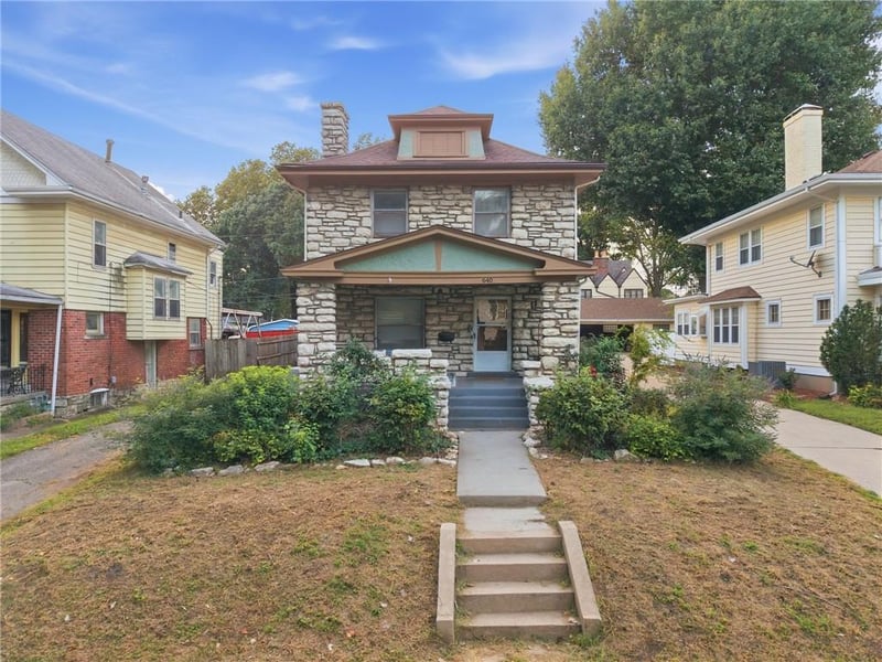 640 S Park Ave, Independence, MO 64052