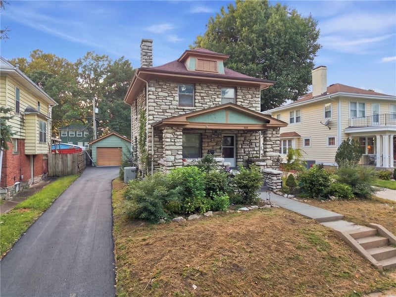 640 S Park Ave, Independence, MO 64052