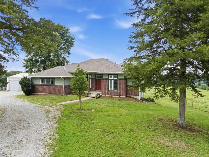 21734 Loring Rd, Linwood, KS 66052