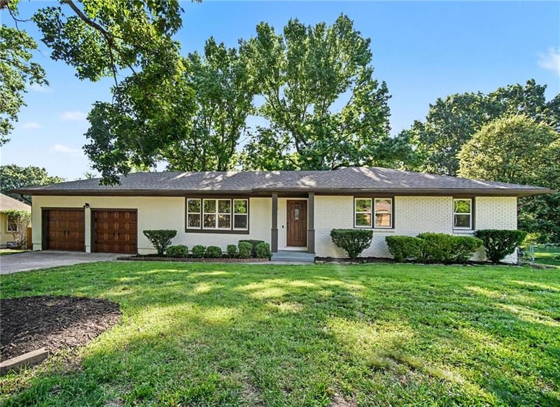 11123 Grand Ave, Kansas City, MO 64114