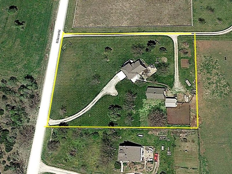 21401 S Renner Rd, Spring Hill, KS 66083