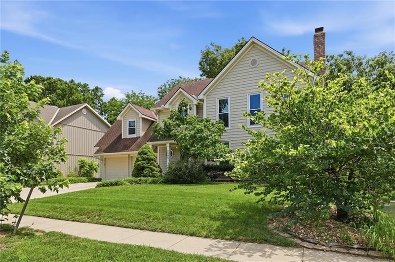 1505 82nd Ter, Kansas City, MO 64118