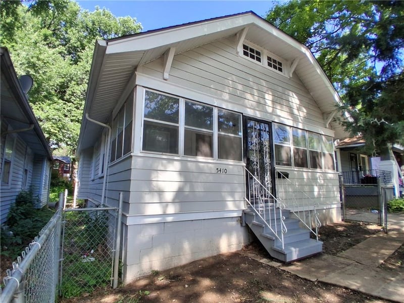 5410 Olive St, Kansas City, MO 64130