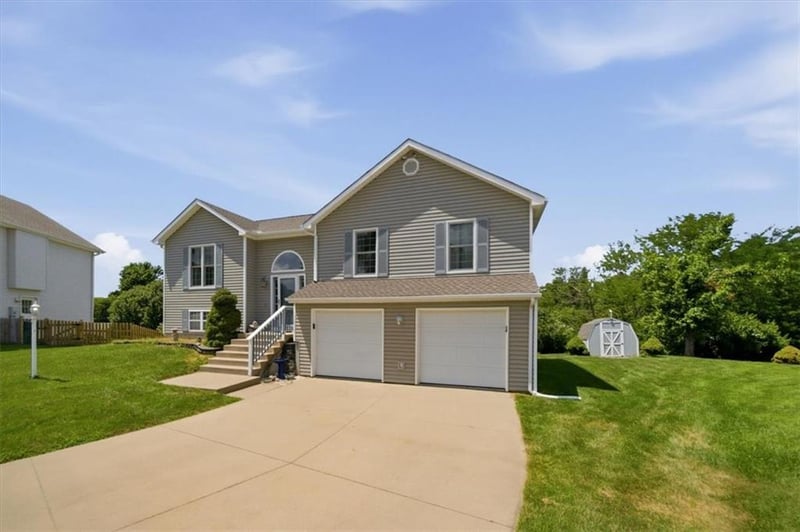 12650 Oakwood Dr, Platte City, MO 64079