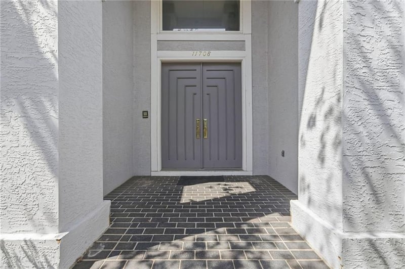 11708 Brookwood Ave, Leawood, KS 66211