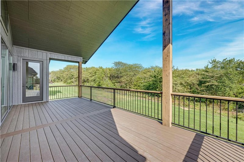 18113 Cody St, Overland Park, KS 66013