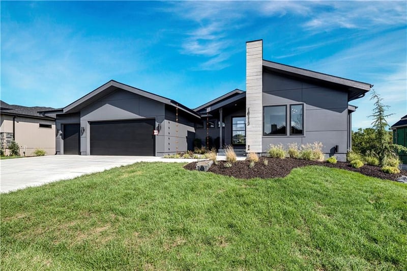 18113 Cody St, Overland Park, KS 66013